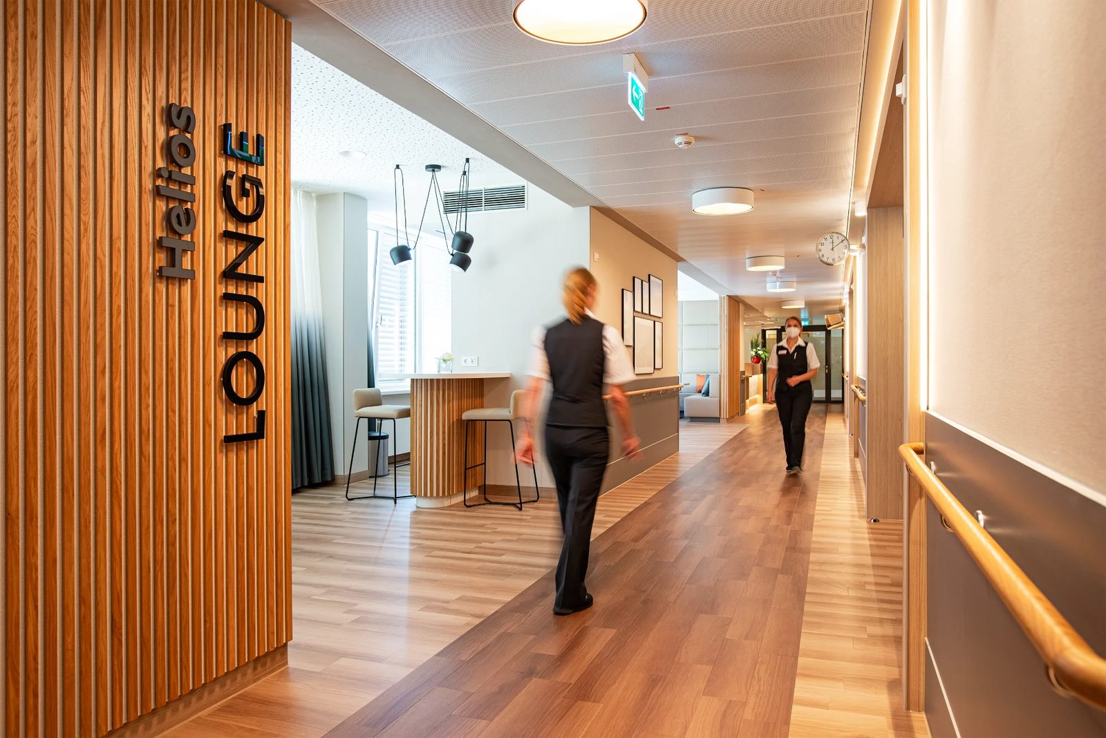 Helios Lounge - Patient care corridor